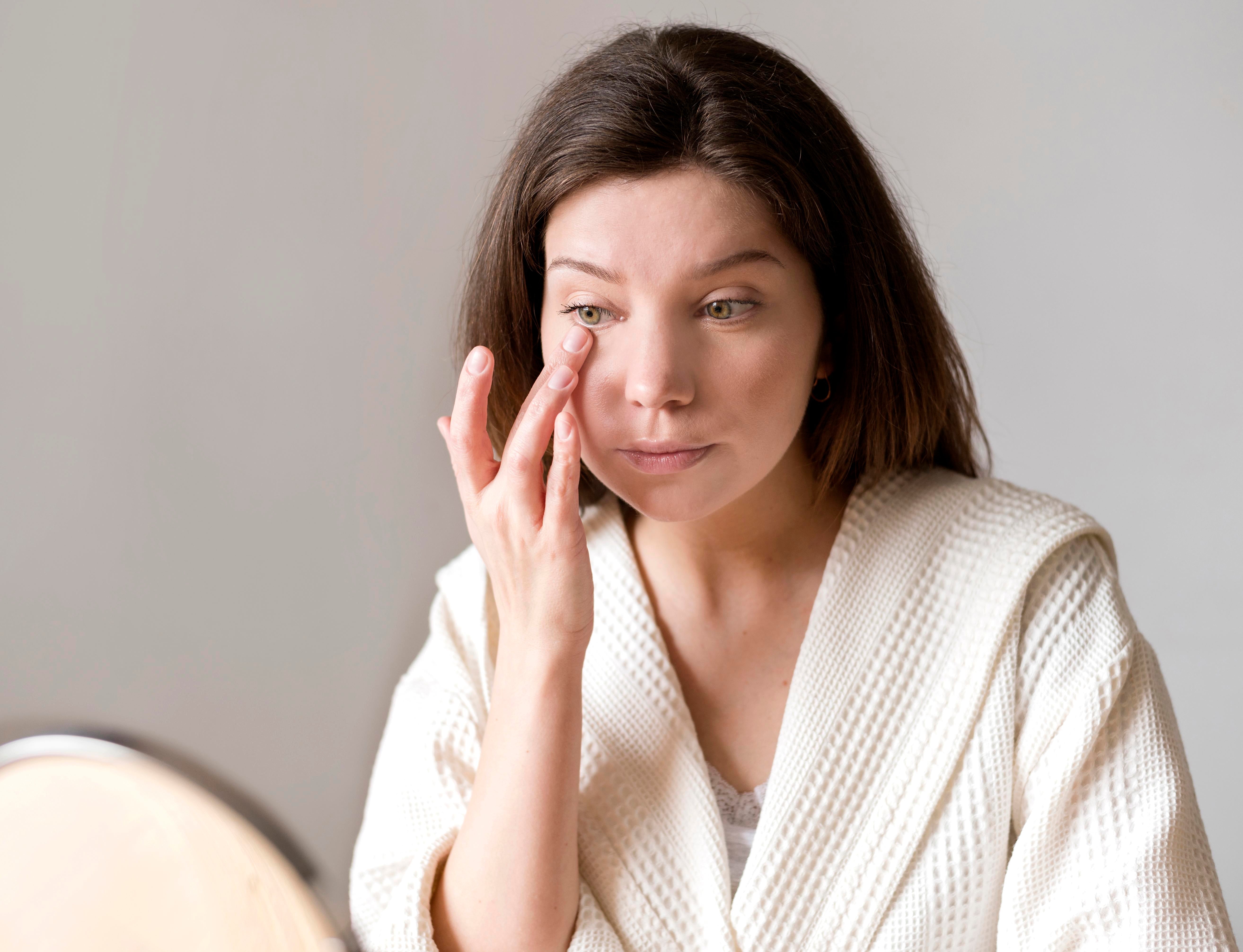 Pollen-Proof Your Glow: How to Protect Your Skin During Allergy Season